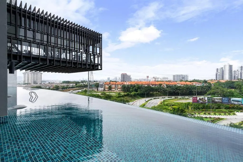Lumi Tropicana Golf Course View Petaling Jaya Apartment